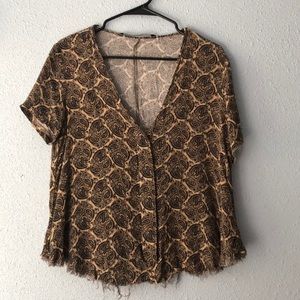 Frayed end paisley Neutral blouse